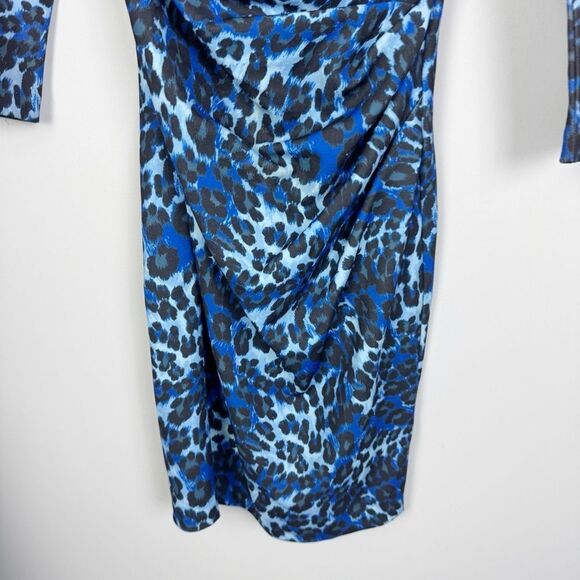 NYDJ | Blue & Black Animal Print Surplice 3/4 Sleeve Mini Dress Women’s Size 0 - Picture 5 of 9